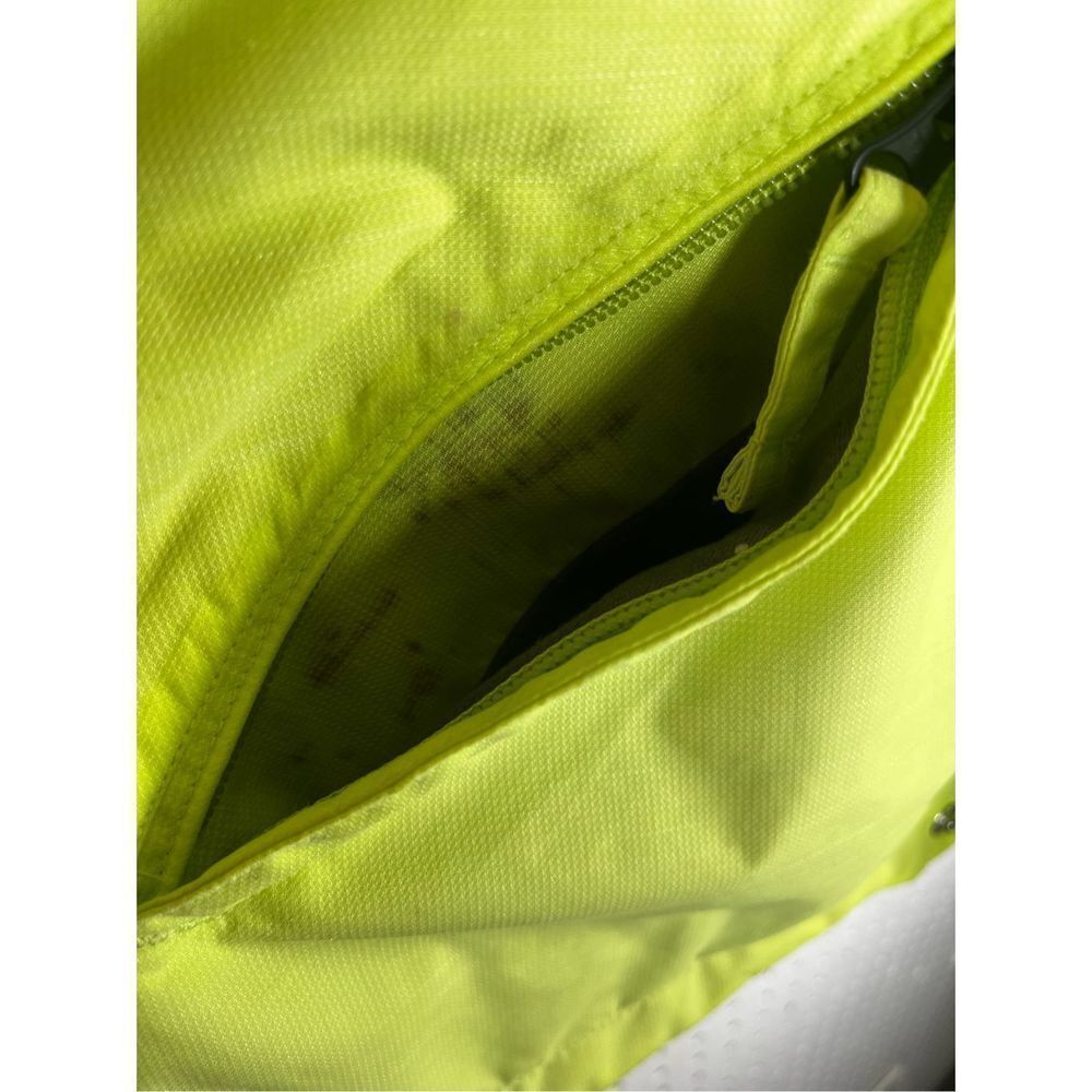 Volcom snowboarding jacket - Picture 15 of 16
